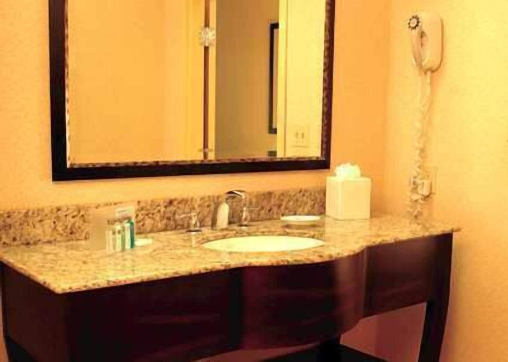 Hampton Inn Magnolia Zewnętrze zdjęcie